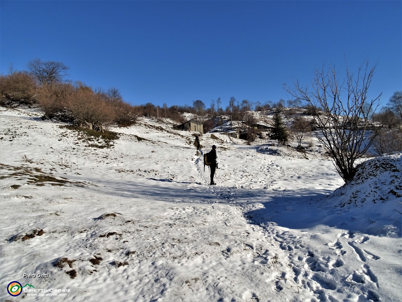 52 Verso la Stalla Fopp (1185 m) pestando neve.JPG